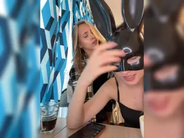 Bongacams Live Sex Cam of Crystal1-1