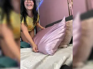 Bongacams Best live sex cam show of TessUK