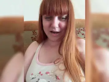 Bongacams Live Porn of MilfaSguirt