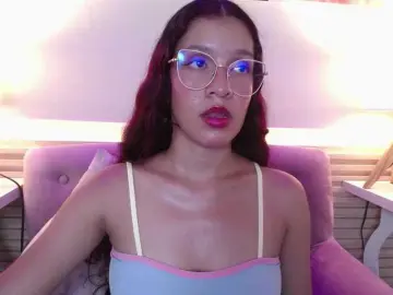 Bongacams Nude Webcam of GagingBriana