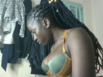 Bongacams Adult Webcam of Slutybitch1