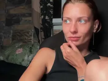 Bongacams Free Live Porn of karo131324