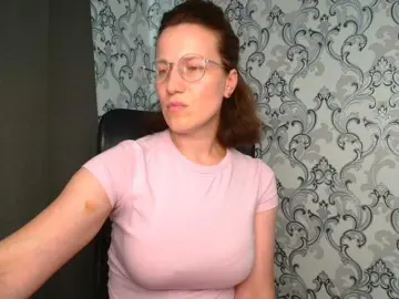 Bongacams Live Sex Cam of BellaKisss1