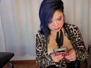 Bongacams Watch Live Sex Cams of jacki-O