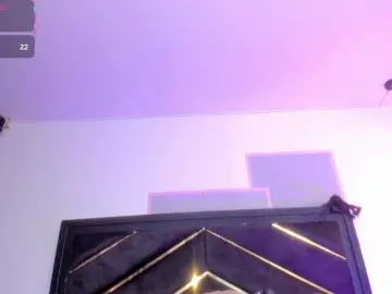 Bongacams Watch Live Sex Cams of AprilJhonnes