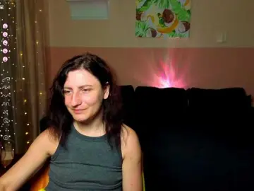 Bongacams Watch Live Sex Cams of Musekittyjeni112