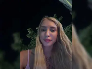 Bongacams Sex Cam of EwaBrown