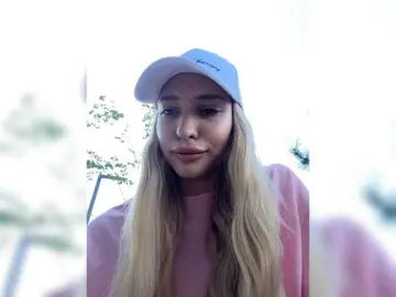 Bongacams Nude Webcam of EwaBrown