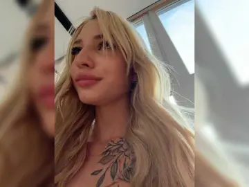 Bongacams Free Live Porn of EwaBrown