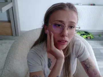 Bongacams Adult Webcams of DiddySweet1
