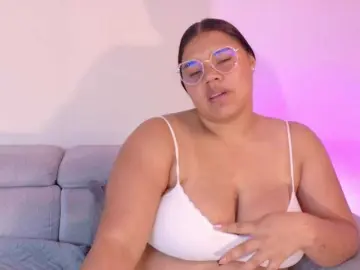 Bongacams Sex Cam of Layla-Hot