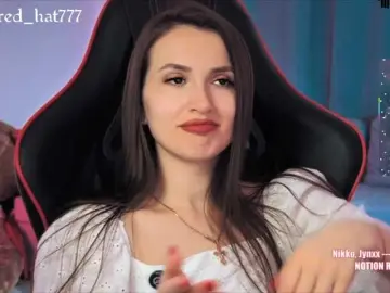 Bongacams Watch Live Sex Cams of Supergirl7771
