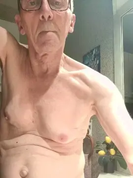 Cam4 Free Porn Cam of SeniorExhib