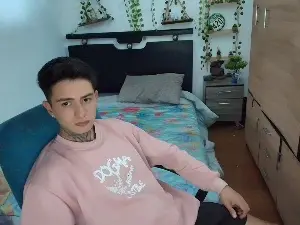Cam4 Live Sex Cam of santiagoo