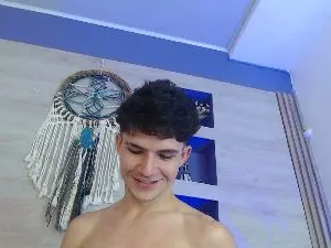 Cam4 Adult Video Chat of Logan_Steel