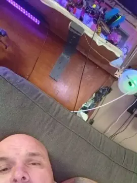Cam4 Live Sex of chubbyissy38