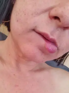 Cam4 Free Porn Cam of cuteandwet