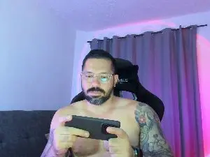 Cam4 Free Live Porn of TheMagicFoxxx