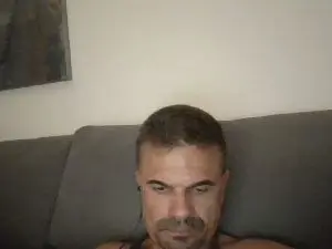 Cam4 Nude Webcam of rodrigo3724