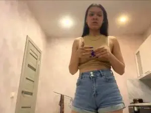 Cam4 Best live sex cam show of AvrilVillane