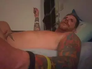 Cam4 Free Live Porn of HardwrkingK0