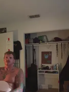 Cam4 Watch Live Sex Cams of HardwrkingK0