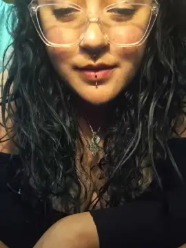 Cam4 Adult Webcam of MonikaBohn99