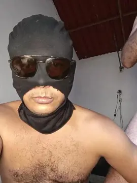 Cam4 Free Porn Cam of MONSTER777DADDY