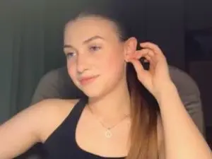 Cam4 Watch Live Sex Cams of AntoniaGirote