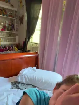Cam4 Free Live Porn of SaraLaw22