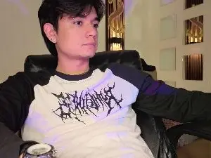 Cam4 Watch Live Sex Cams of davoxer