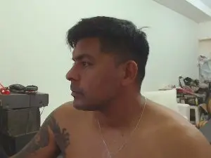 Cam4 Free Live Porn of Ale_mhm