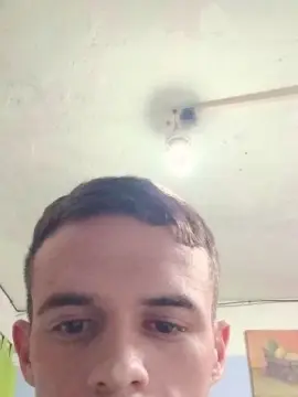 Cam4 Watch Live Sex Cams of Leoo2277