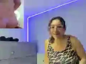 Cam4 Adult Webcam of MilaHall_x