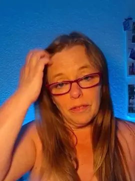 Cam4 Sex Chat of m_o_na_x