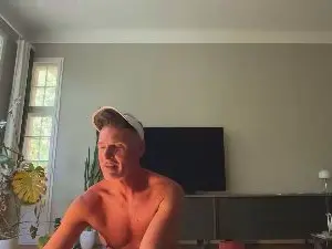 Cam4 Live Porn of speedomuscle