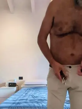 Cam4 Live Porn of Mario1543