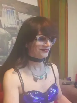 Cam4 Sex Chat of CrazyJuny