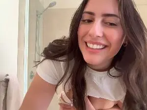 Cam4 Free Porn Cam of sieeena