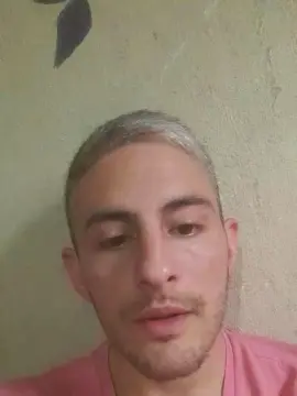 Cam4 Sex Cam of ezequiel156