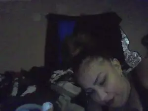 Cam4 Live Porn of SexyChekz48
