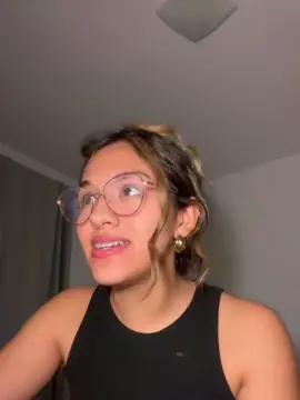 Cam4 Best Webcam of emi444