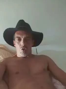 Cam4 Watch Live Sex Cams of chicoatrevido2