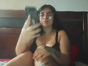 Cam4 Adult Webcam of KreepyH0e_