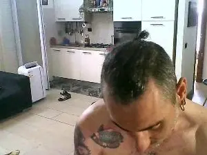 Cam4 Live Sex Cam of drunk3n1