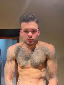 Cam4 Nude Webcam of nicolas2471