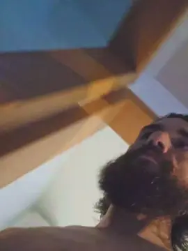 Cam4 Sex Cam of Beardedveteran