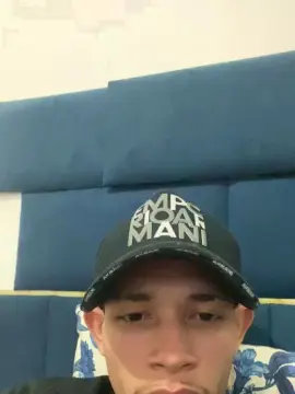Cam4 Sex Cam of Mlknovinhooo
