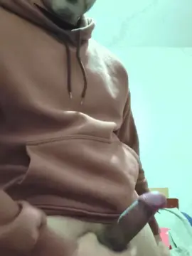 Cam4 Watch Live Sex Cams of baltazar_90