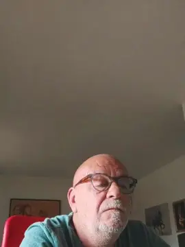 Cam4 Free Live Porn of vecchioporco7